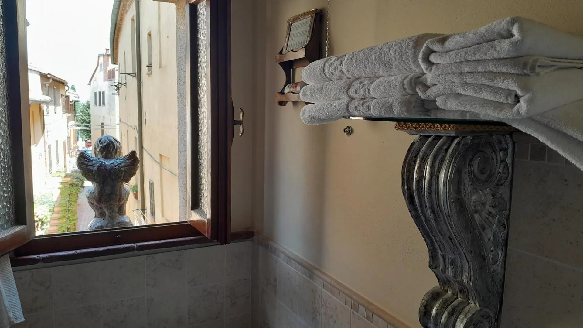 Finestra Dell'Angelo Διαμέρισμα Πιέντσα